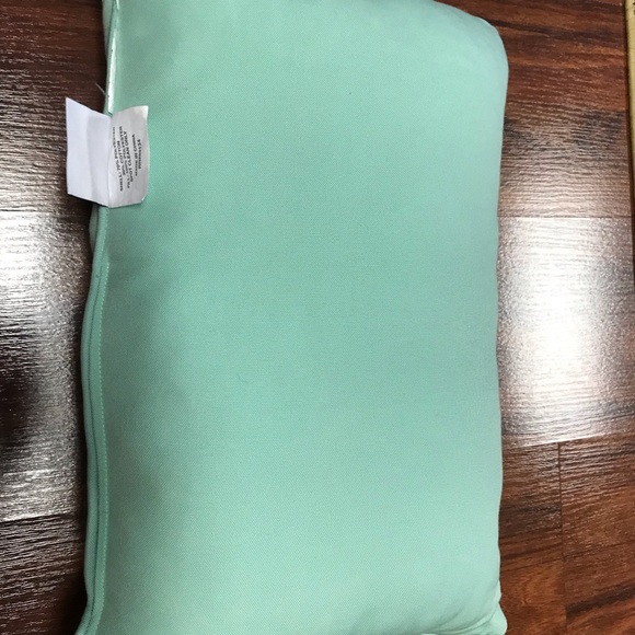 Decorative Pillow 🎈 - Picture 3 of 4